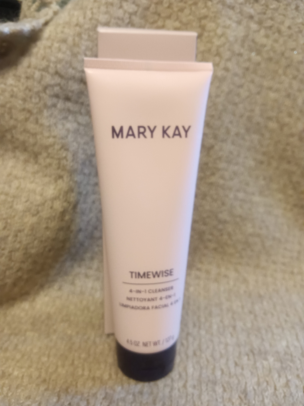 Mary Kay TimeWise 4-in-1 Cleanser - Light Pink For Normal to Dry Skin